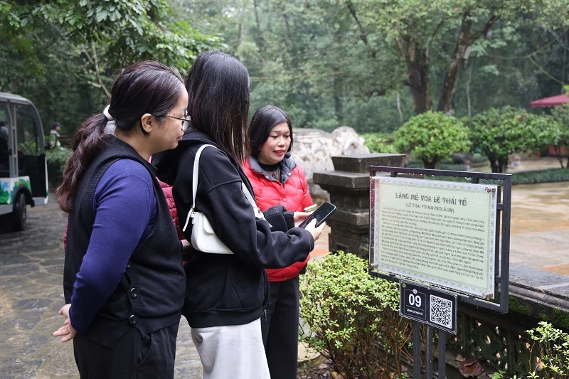 Các điểm du lịch tâm linh xứ Thanh hút khách trong kỳ nghỉ Tết Dương lịch