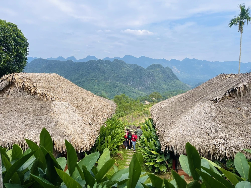 Đại ngàn Pù Luông “ôm trọn” những ngày nghỉ Tết Dương lịch