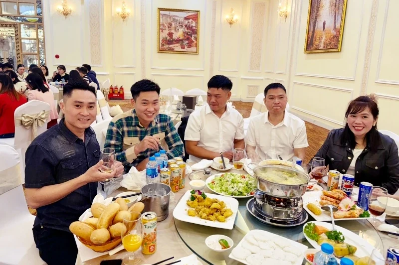 Công ty TNHH Sakurai Việt Nam tổ chức bữa cơm tất niên cho người lao động