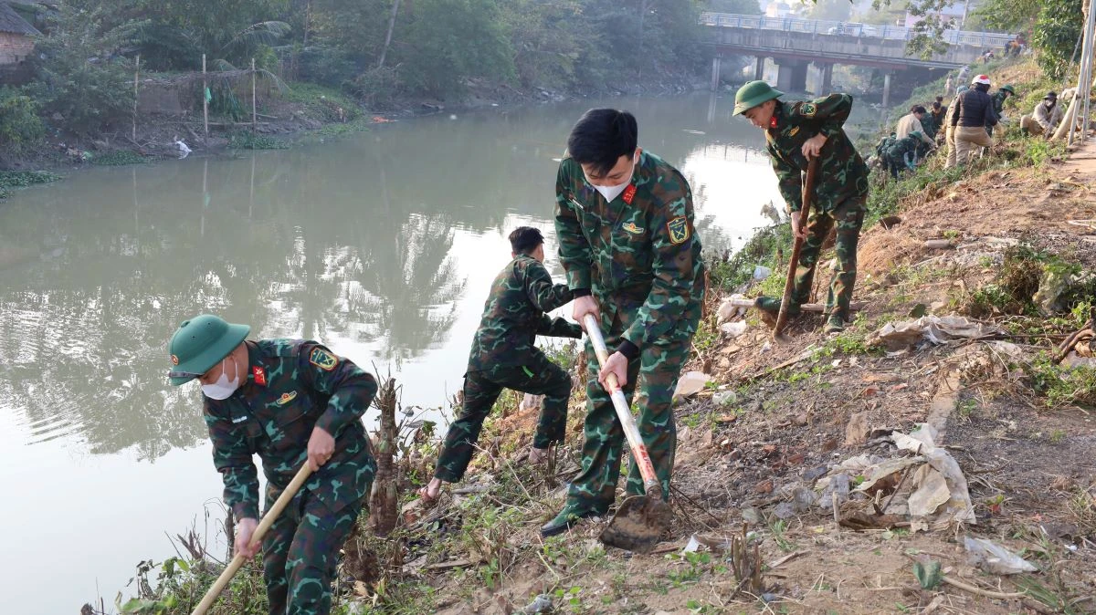 Đoàn viên thanh niên phường Hạc Thành ra quân “Ngày thứ 7 tình nguyện”