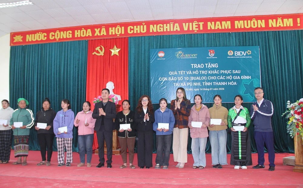 BIDV Thanh Hóa trao quà Tết cho người nghèo