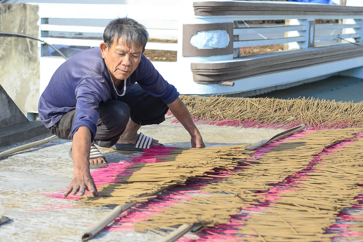 Có một làng nghề góp “mùi hương” thân quen vào ký ức Tết