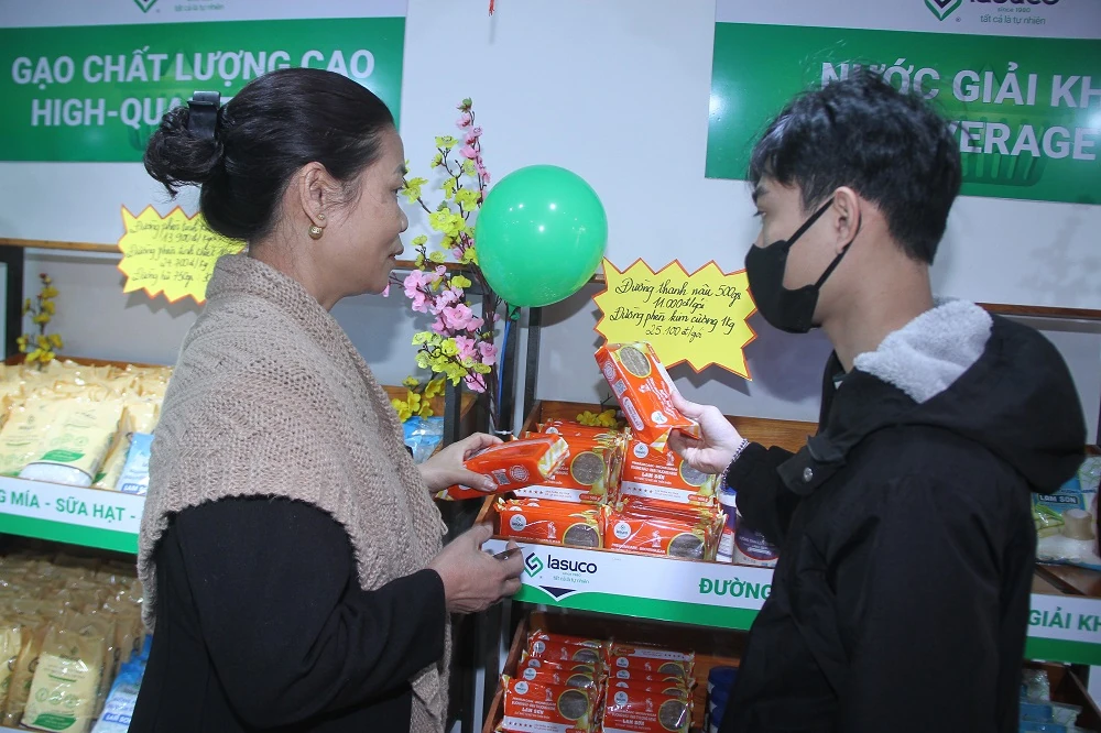 Thêm 2 Cửa hàng giới thiệu rau quả sạch Lam Sơn tại trung tâm phường Hạc Thành đi vào hoạt động