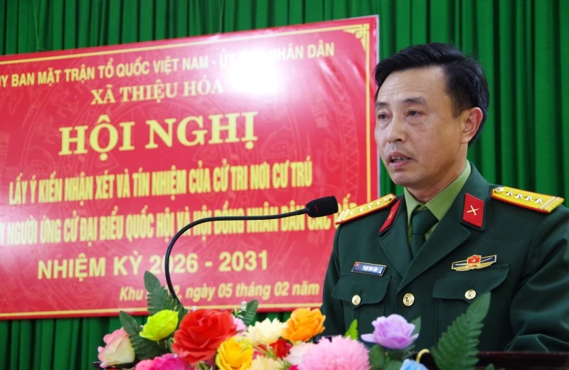 Lấy ý kiến nhận xét và tín nhiệm cử tri nơi cư trú đối với Chính uỷ Bộ CHQS tỉnh
