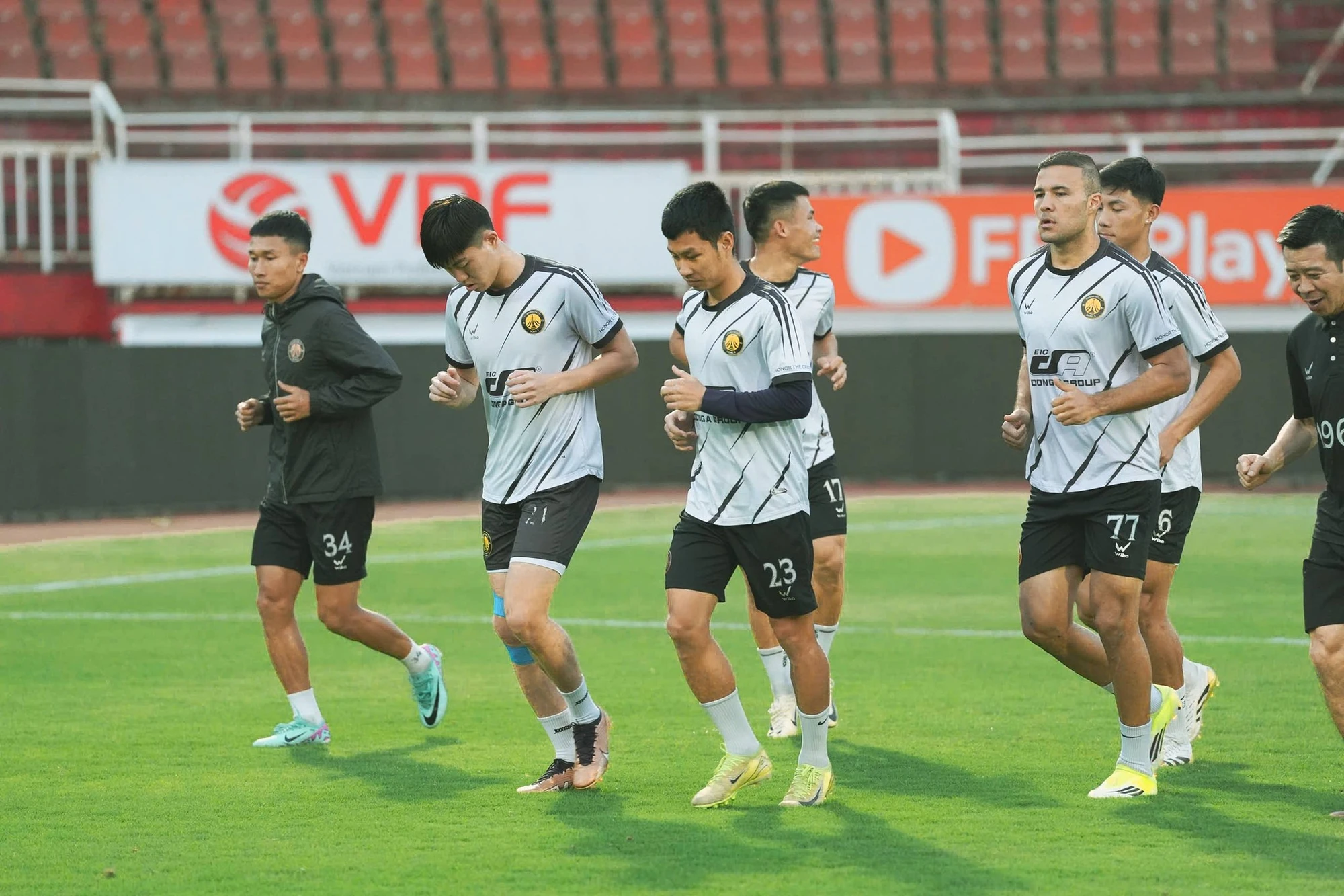 Đối đầu CA TP.HCM, Đông Á Thanh Hóa quyết chiến vì màu cờ sắc áo xứ Thanh