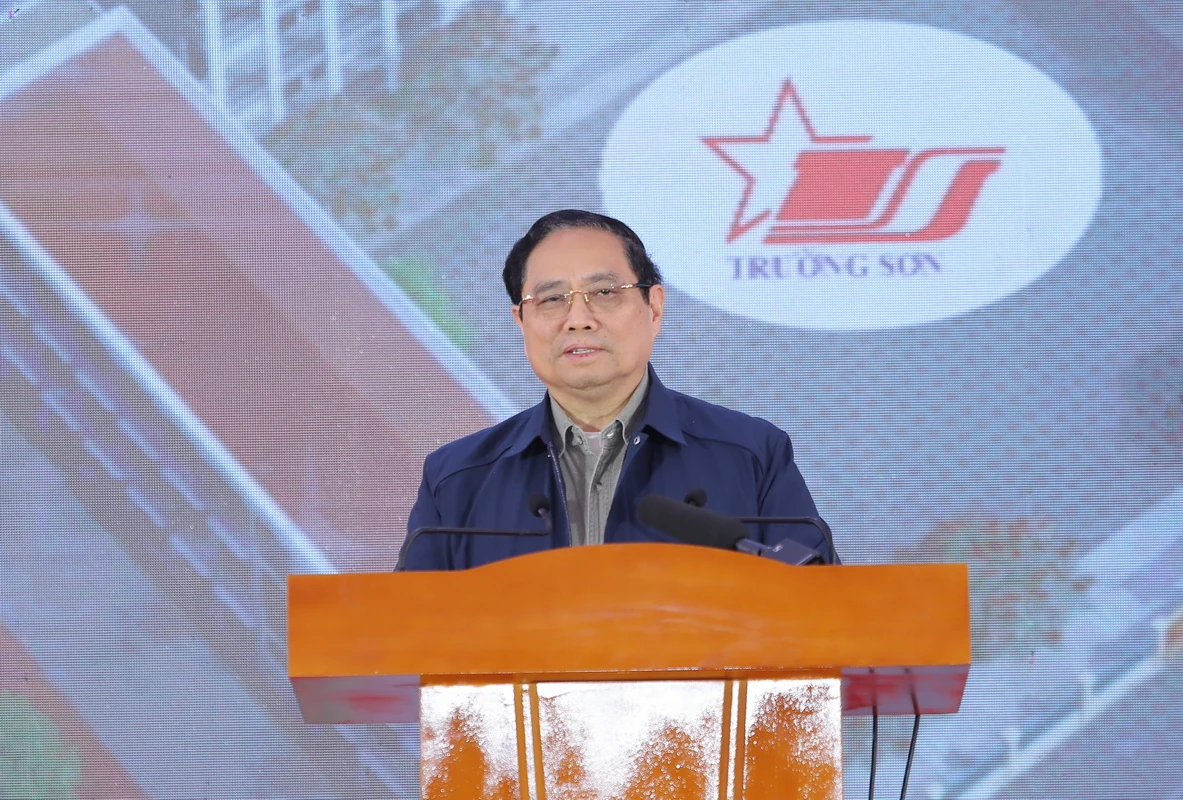 Thủ tướng Chính phủ Phạm Minh Chính dự lễ khởi công Trường liên cấp Cẩm Thạch