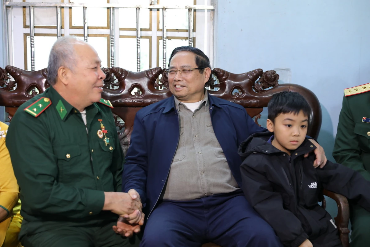 Thủ tướng Chính phủ Phạm Minh Chính dự lễ khởi công Trường liên cấp Cẩm Thạch