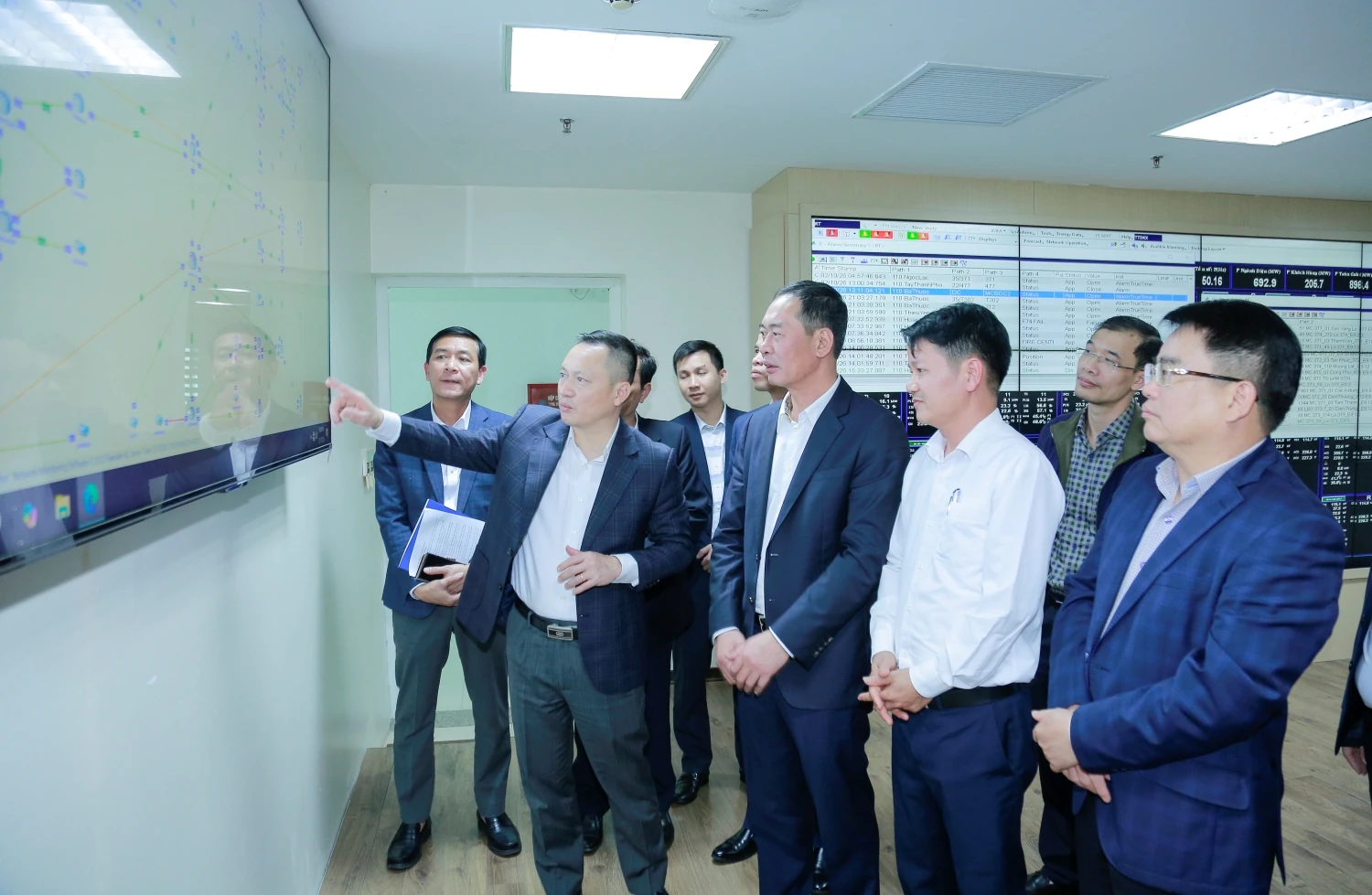 Bảo đảm nguồn điện an toàn, thông suốt phục vụ Nhân dân vui Xuân, đón Tết Bính Ngọ 2026