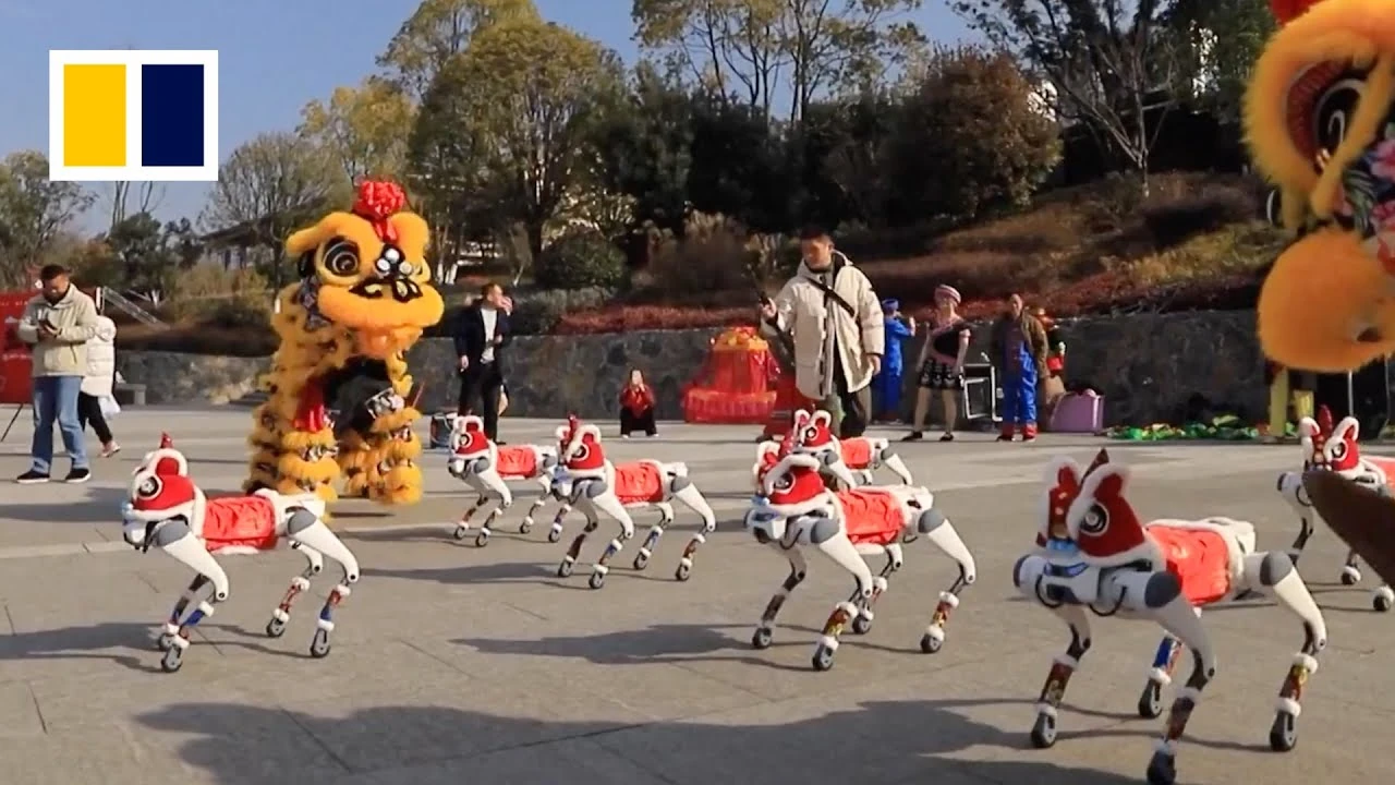 Robot hình người “chiếm sóng” Tết Nguyên đán tại Trung Quốc