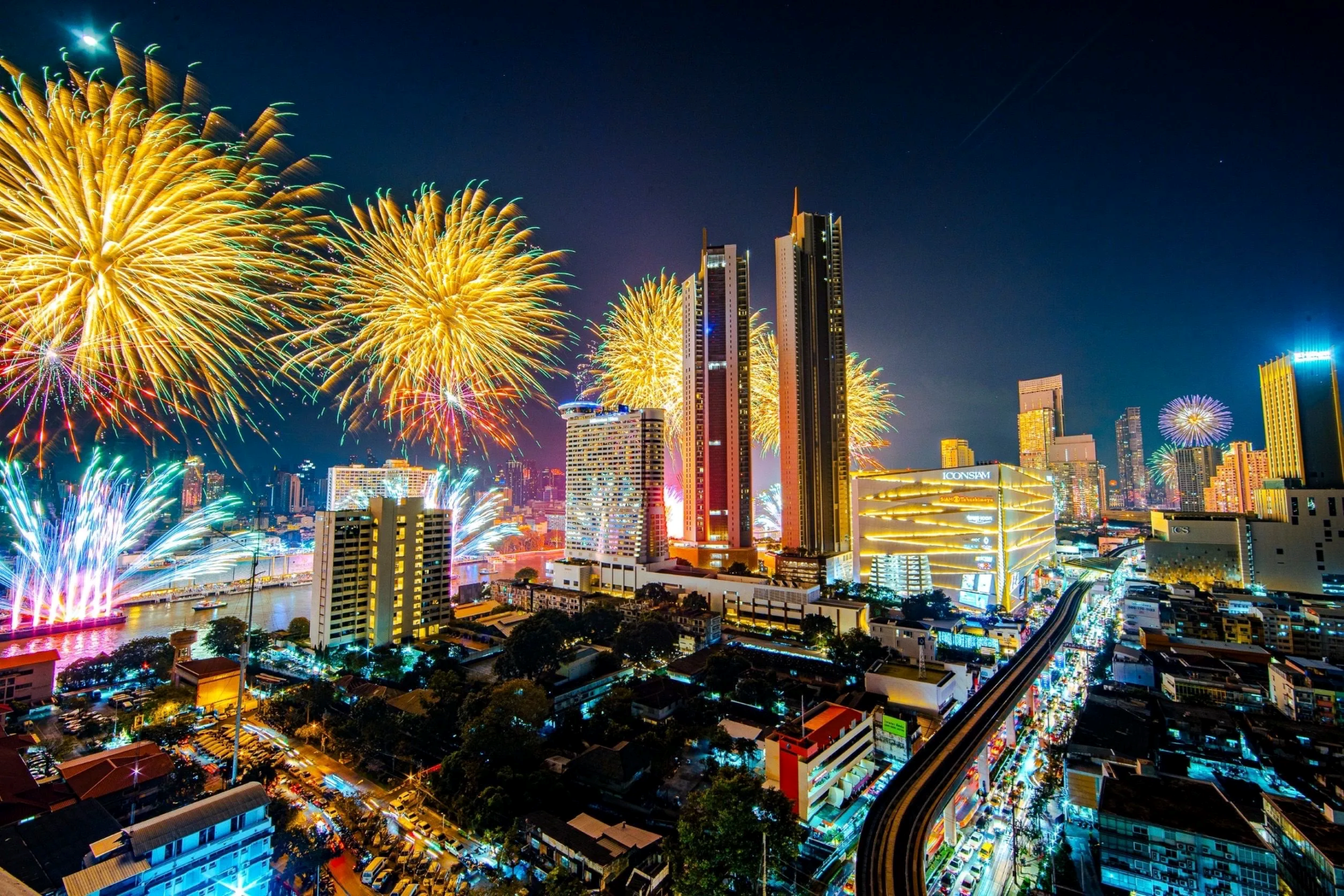 Tết Nguyên đán thắp sáng châu Á