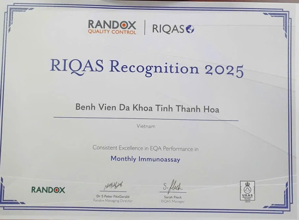 Bệnh viện Đa khoa Thanh Hóa được vinh danh xuất sắc tại chương trình ngoại kiểm quốc tế RIQAS 2025