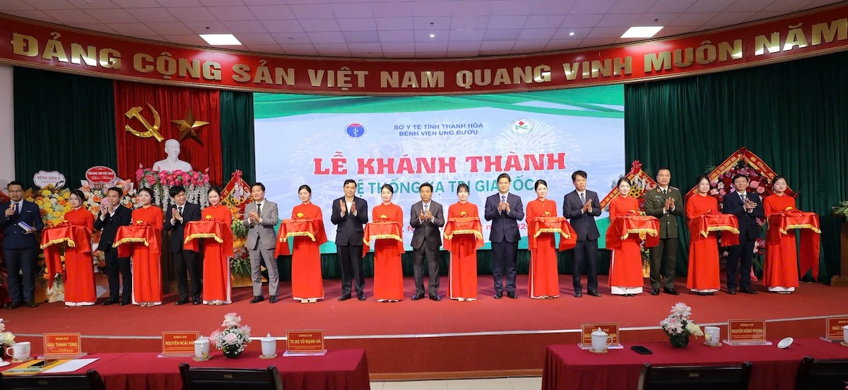 Khánh thành, đưa vào hoạt động Hệ thống xạ trị gia tốc tại Bệnh viện Ung bướu Thanh Hóa