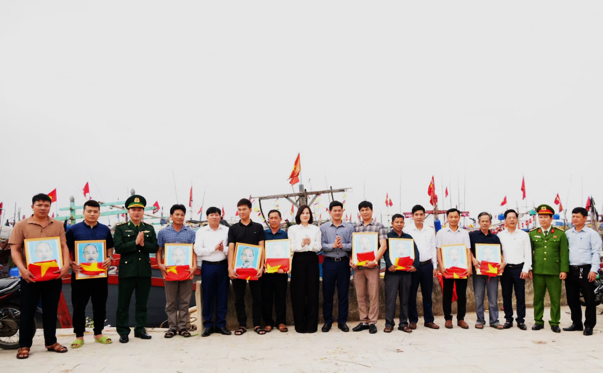 Tiếp sức ngư dân xã Hoằng Tiến vươn khơi đầu xuân