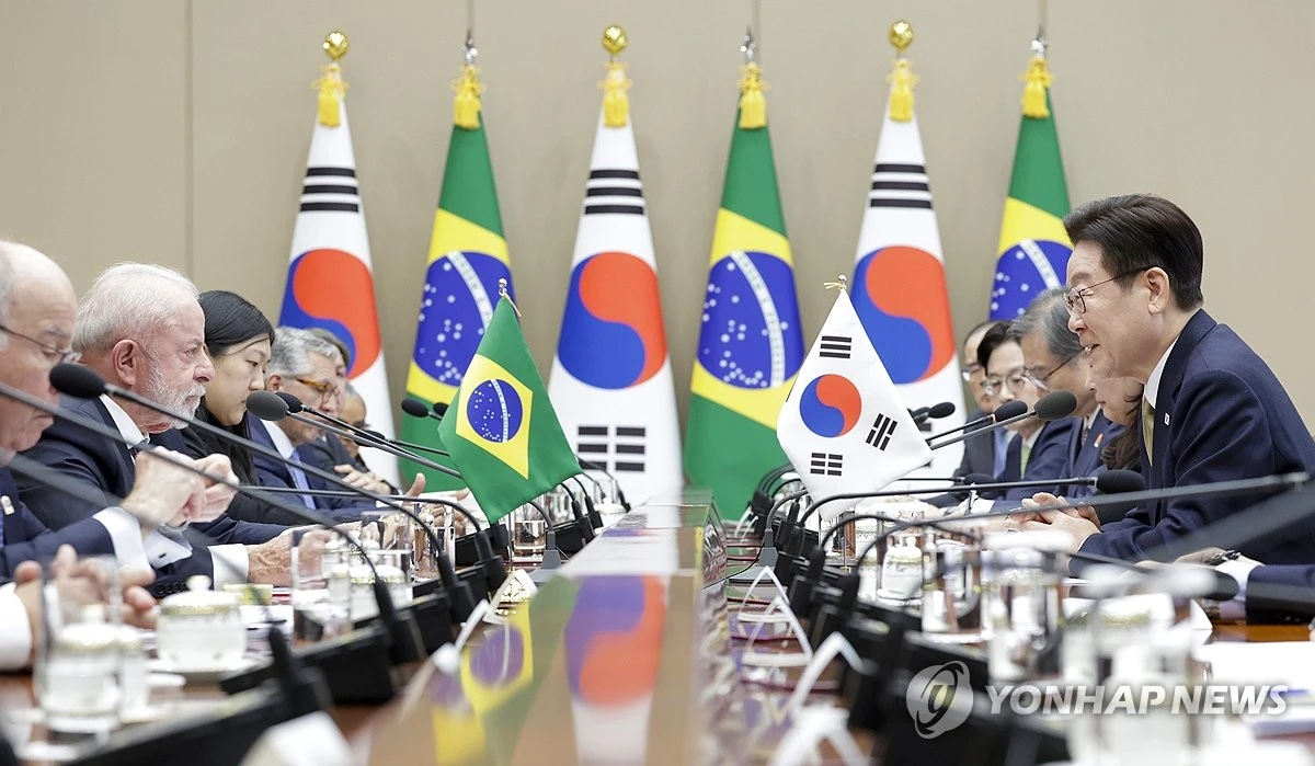 Tổng thống Brazil thăm Hàn Quốc, hai nước nâng cấp quan hệ lên đối tác chiến lược