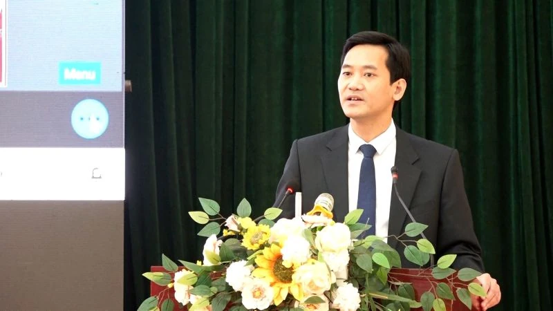 Hội nghị tiếp xúc cử tri, vận động bầu cử với những người ứng cử đại biểu HĐND tỉnh tại đơn vị bầu cử số 10