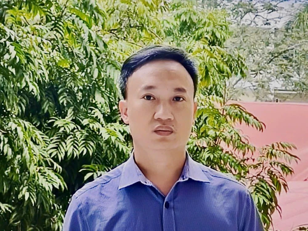 Giữ vững cam kết luôn sâu sát và gần dân để hiểu dân