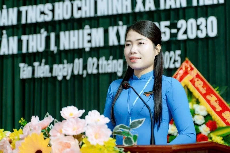 Giữ vững cam kết luôn sâu sát và gần dân để hiểu dân