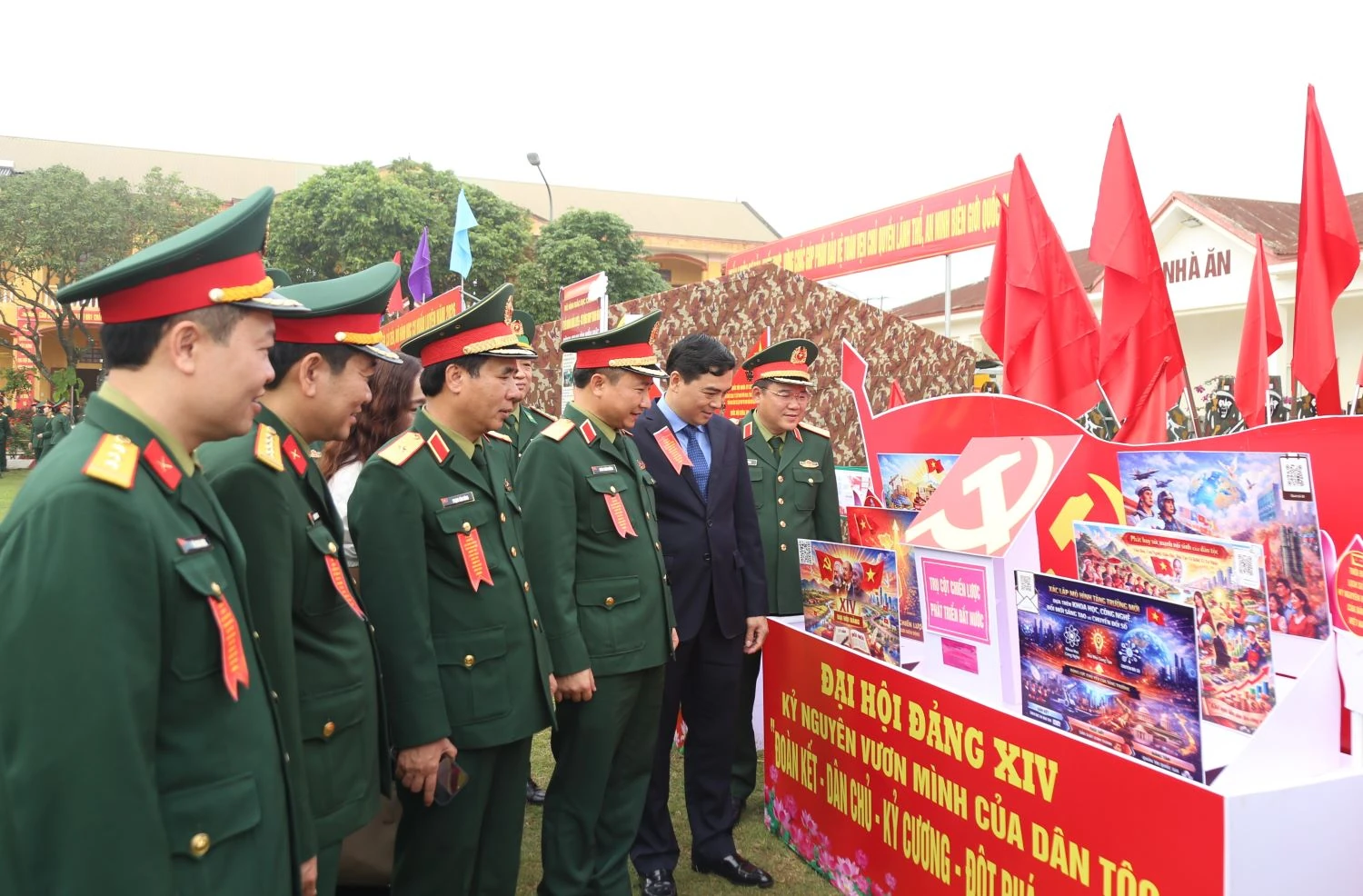 Ra quân huấn luyện năm 2026, phát động thi đua “Huấn luyện giỏi, đoàn kết tốt, kỷ luật nghiêm, an toàn tuyệt đối”