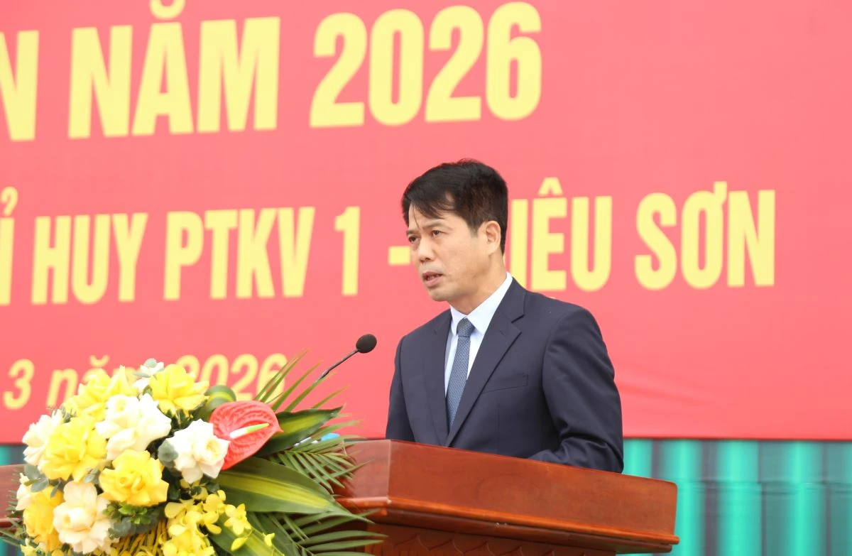 Chủ tịch UBND tỉnh Nguyễn Hoài Anh dự lễ giao nhận quân tại xã Triệu Sơn