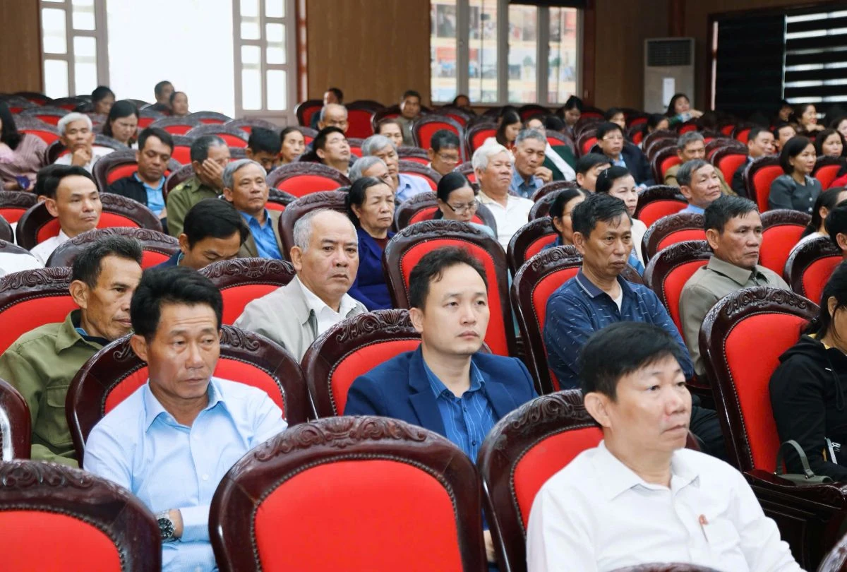 Ứng cử viên đại biểu HĐND tỉnh tiếp xúc cử tri 8 xã thuộc đơn vị bầu cử số 19