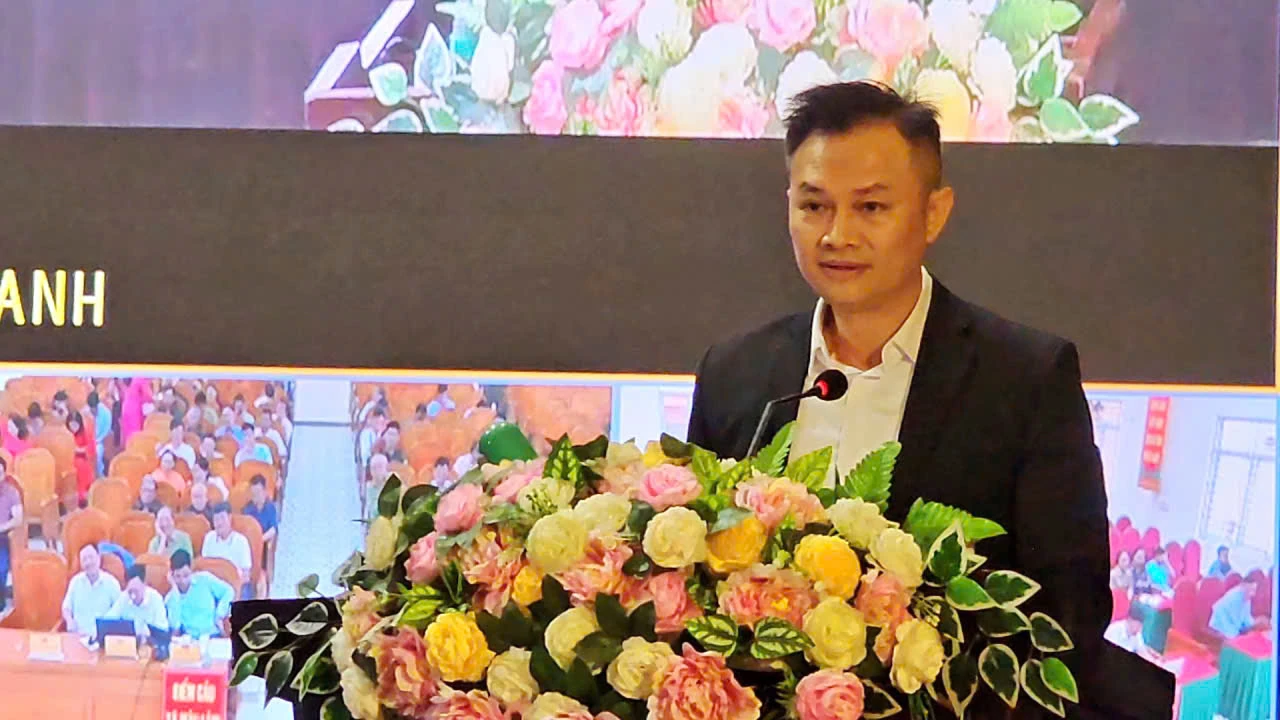 Các ứng cử viên đại biểu HĐND tỉnh tiếp xúc cử tri tại đơn vị bầu cử số 8