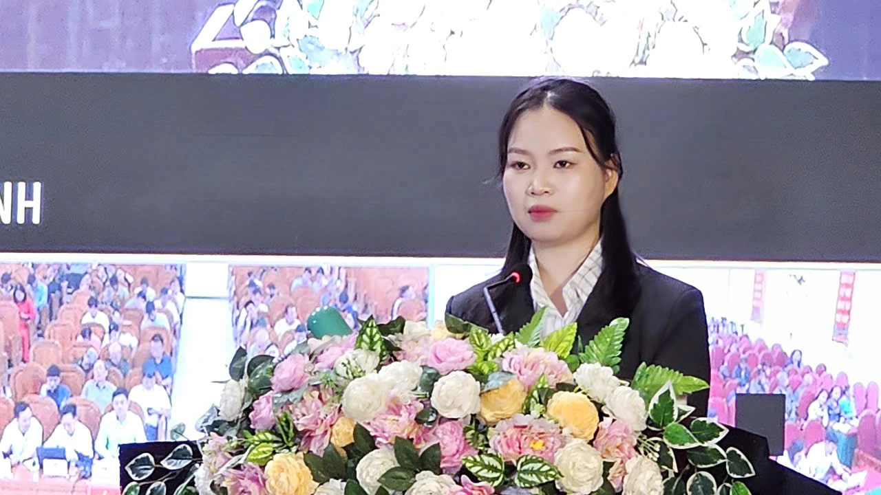 Các ứng cử viên đại biểu HĐND tỉnh tiếp xúc cử tri tại đơn vị bầu cử số 8