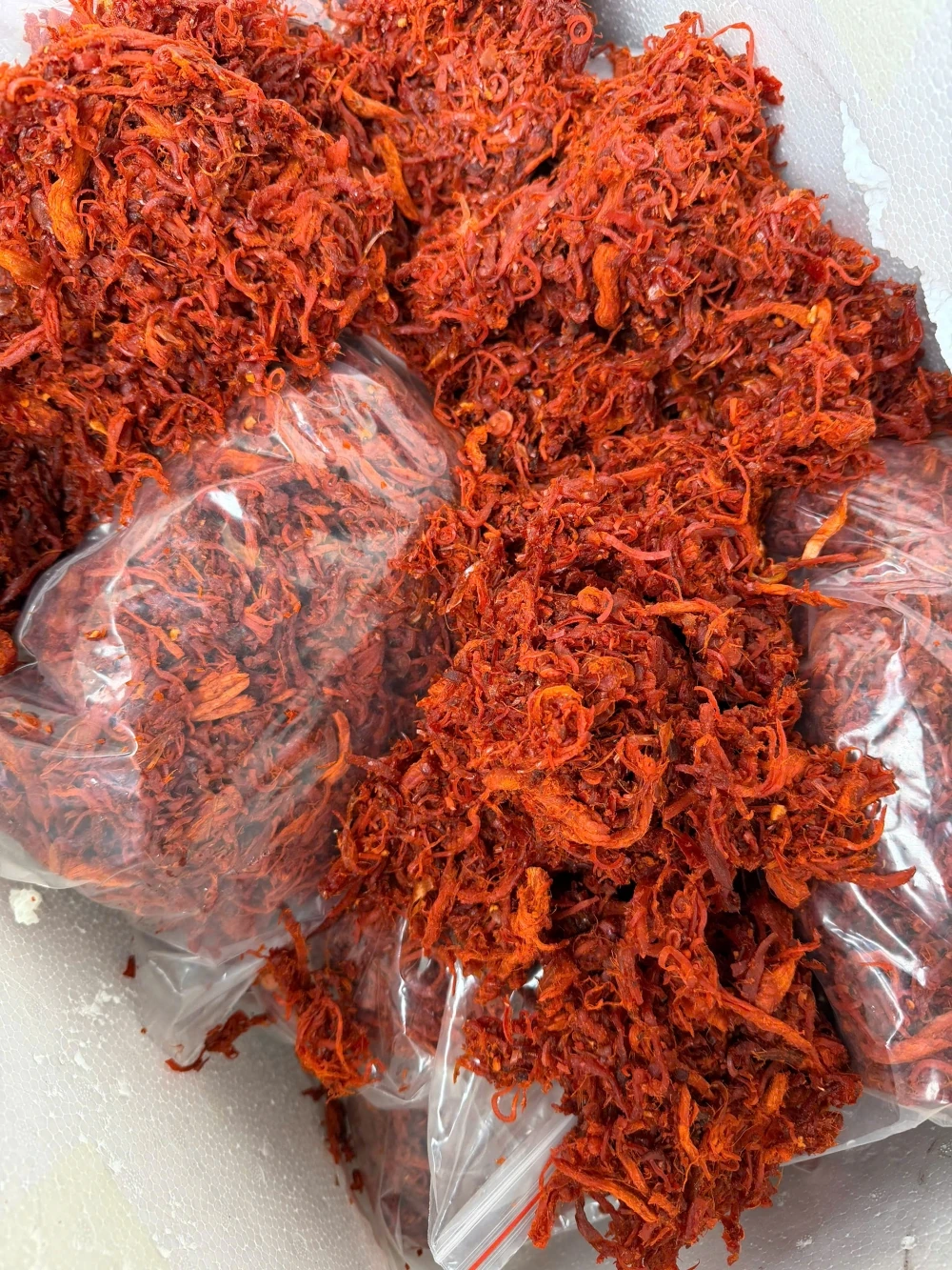 Thu giữ 4 tấn thực phẩm “bẩn”, chuyên phục vụ quán nhậu vỉa hè