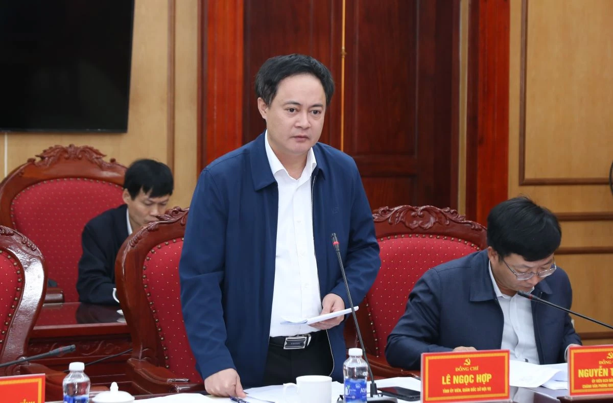 Chủ tịch UBND tỉnh Nguyễn Hoài Anh kiểm tra công tác chuẩn bị bầu cử tại một số địa phương