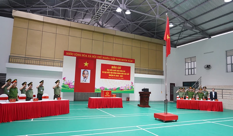 Ngày bầu cử 15/3: Cử tri toàn tỉnh “Chung ngày hội lớn”