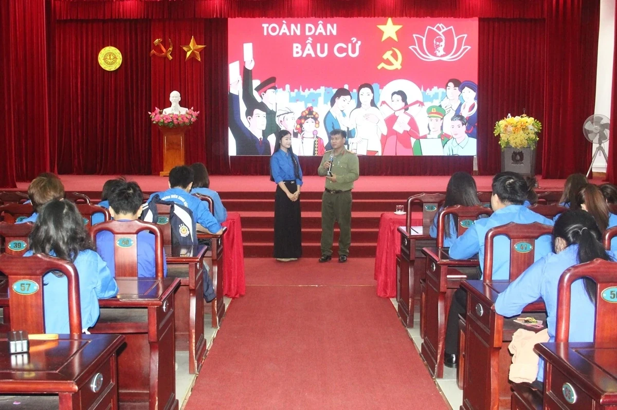 “Tấm khiên” vững chắc bảo vệ cuộc bầu cử