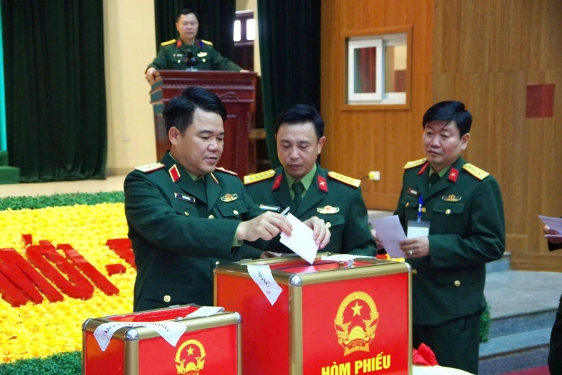 Ngày bầu cử 15/3: Cử tri toàn tỉnh “Chung ngày hội lớn”