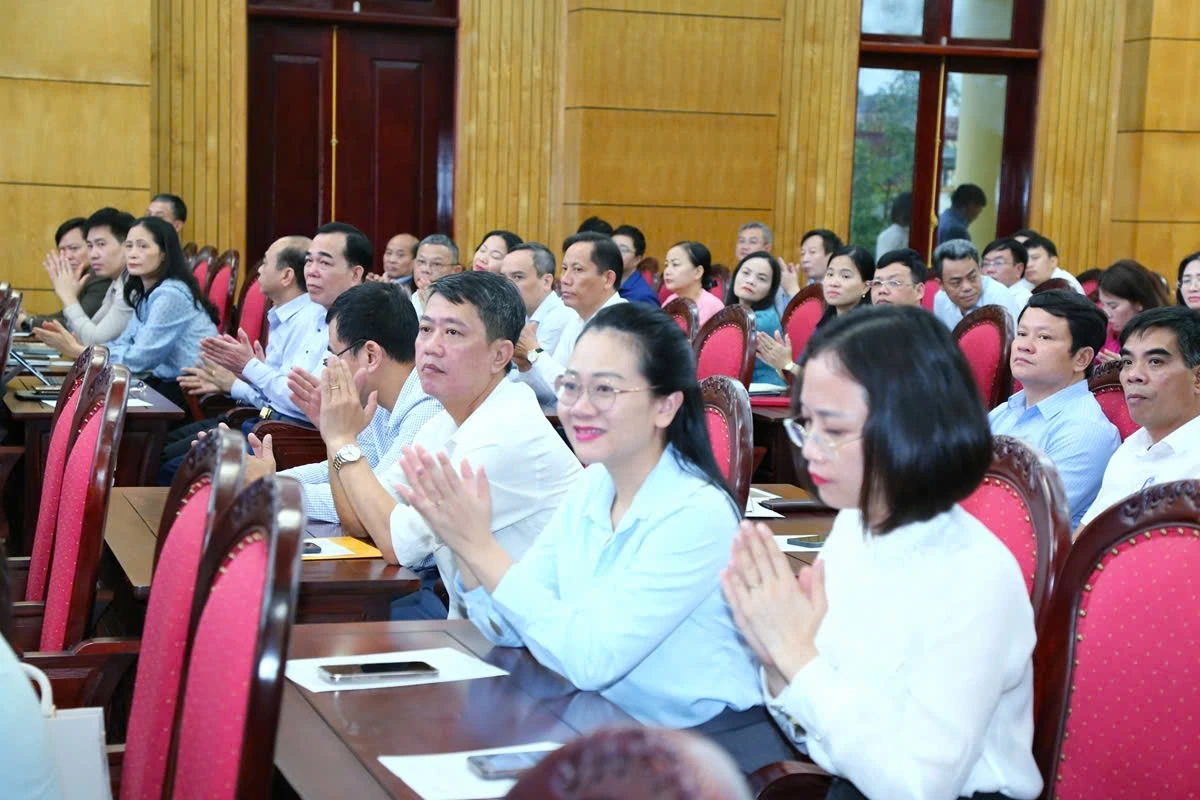 Hội thảo khoa học “Đồng chí Lê Khả Phiêu - Người chiến sĩ cách mạng kiên trung, người con ưu tú của Đảng bộ và Nhân dân Thanh Hóa”