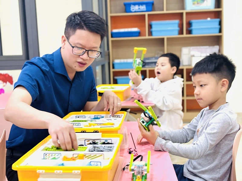 Xanh lên khát vọng (Bài 2): Khoa học công nghệ, chuyển đổi số dẫn lối và nâng tầm phát triển