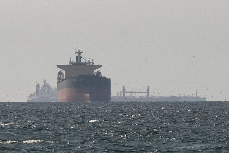 Iran sẵn sàng hỗ trợ tàu Nhật Bản qua eo biển Hormuz