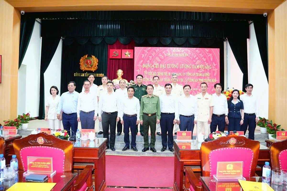 Bộ trưởng Bộ Công an Lương Tam Quang làm việc với Công an tỉnh Thanh Hóa