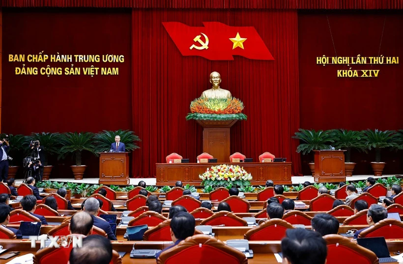 Thông báo Hội nghị lần thứ hai Ban Chấp hành Trung ương Đảng khóa XIV