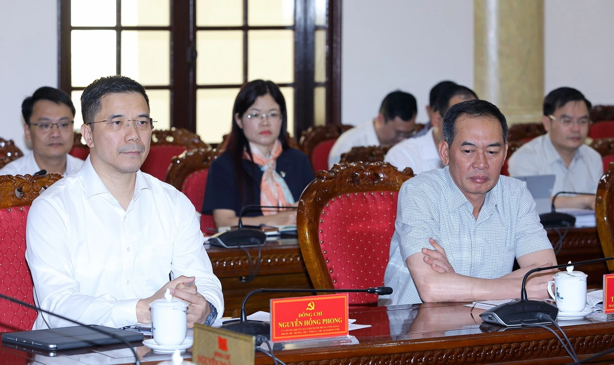 Quyết liệt tháo gỡ điểm nghẽn, tạo bứt phá trong quý II/2026