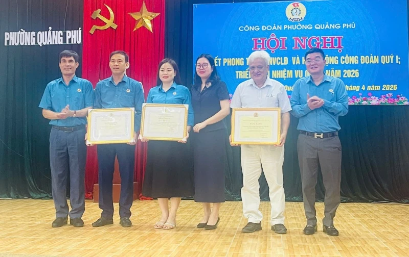 Công đoàn phường Quảng Phú hướng mạnh về cơ sở, chăm lo thiết thực cho đoàn viên, người lao động