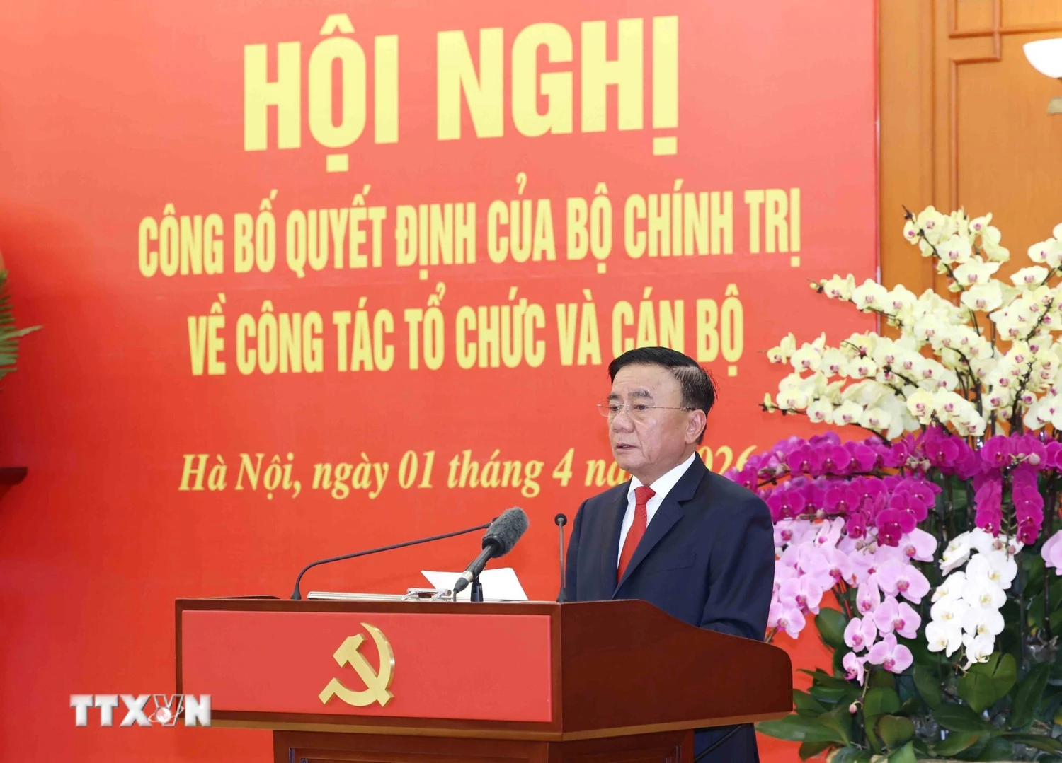 Công bố Quyết định của Bộ Chính trị về công tác tổ chức, cán bộ của TTXVN, VTV, VOV và 2 viện hàn lâm