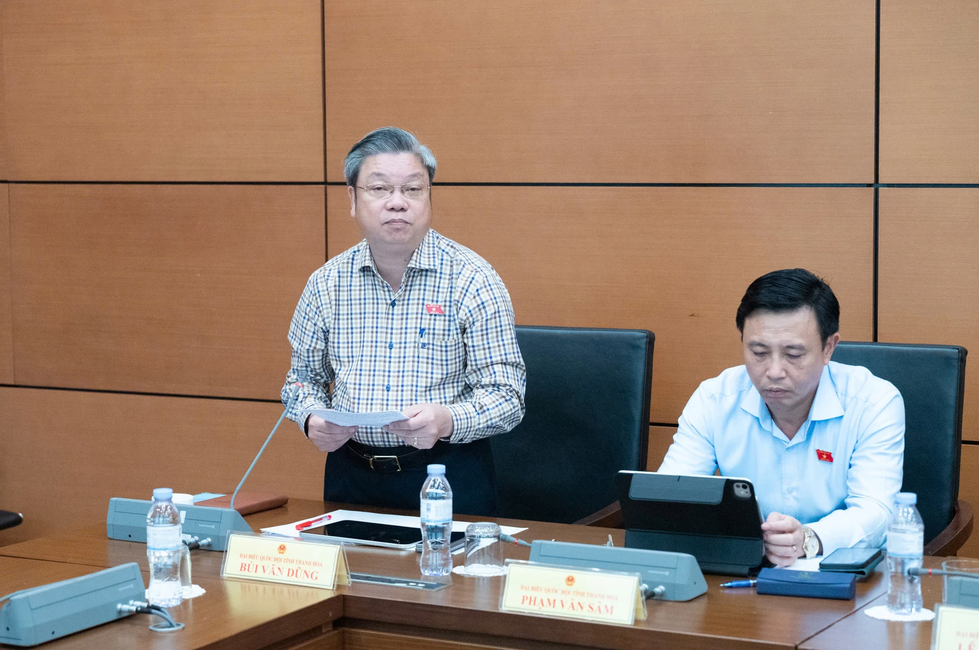 Đề xuất giải pháp phát triển kinh tế bền vững, phấn đấu đạt mục tiêu tăng trưởng hai con số