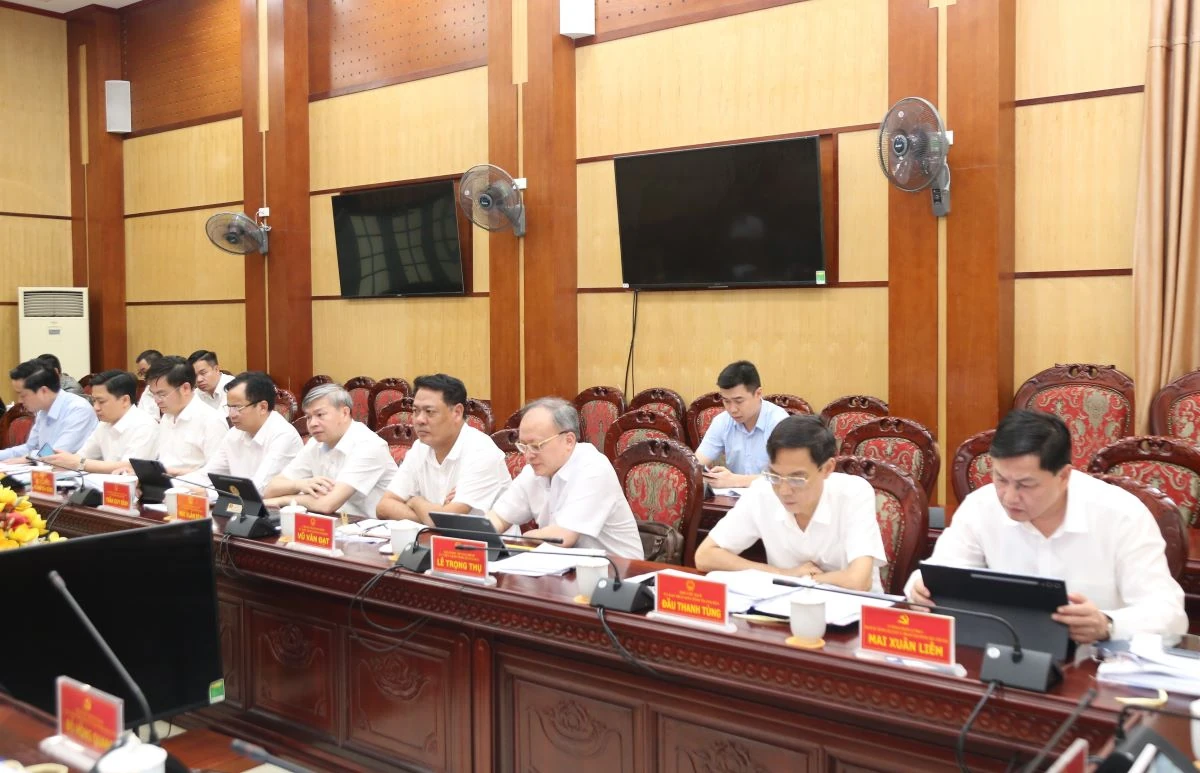 Thảo luận, cho ý kiến về Kế hoạch phát triển kinh tế - xã hội 5 năm giai đoạn 2026-2030