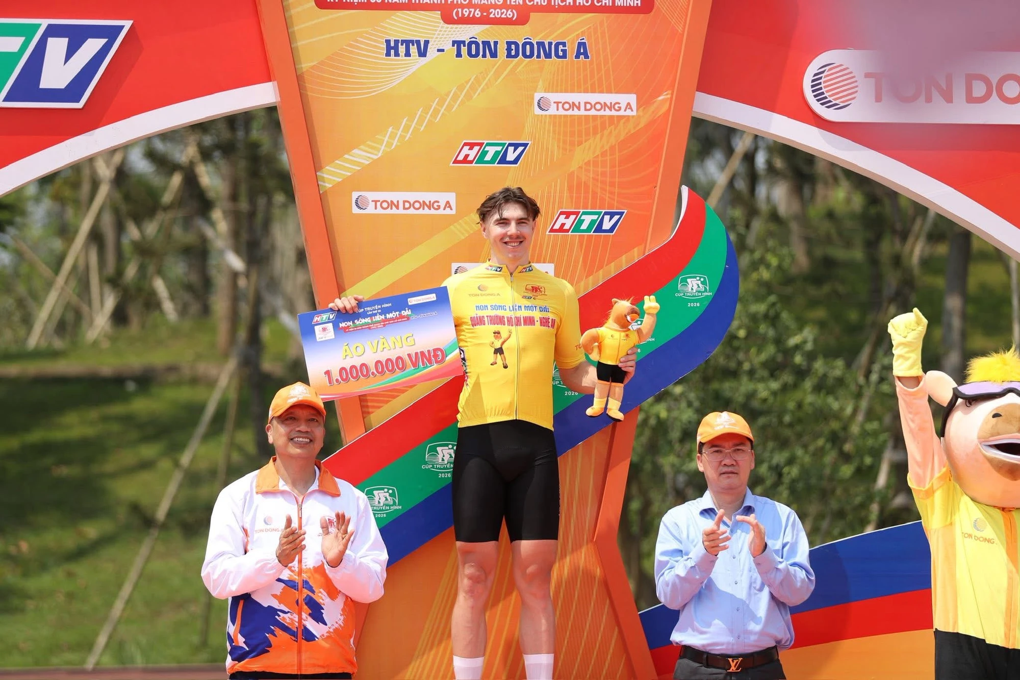 Xe đạp Thanh Hóa lần đầu thắng chặng tại Cúp Truyền hình TP HCM 2026