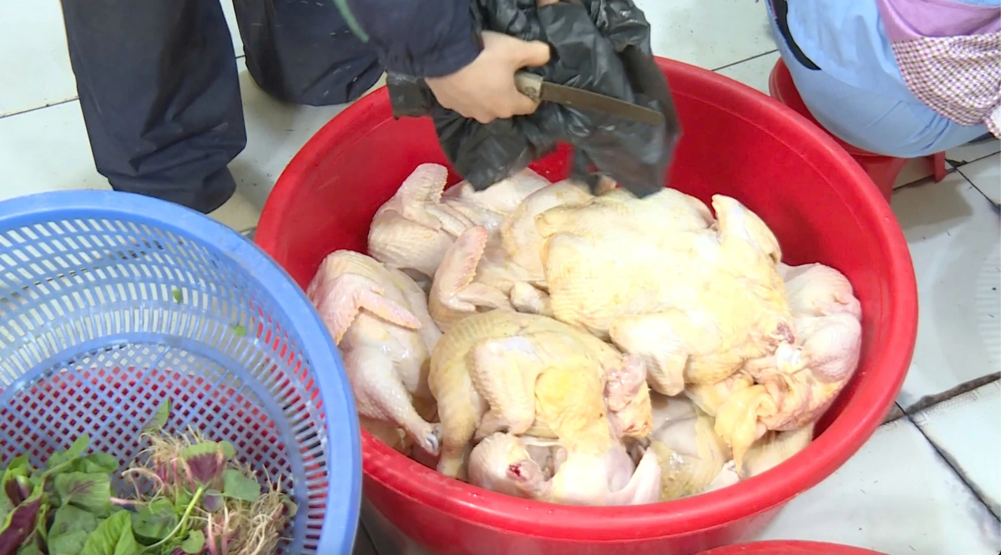 An toàn thực phẩm tại bếp ăn bán trú: Khi “chốt chặn” bị bỏ ngỏ