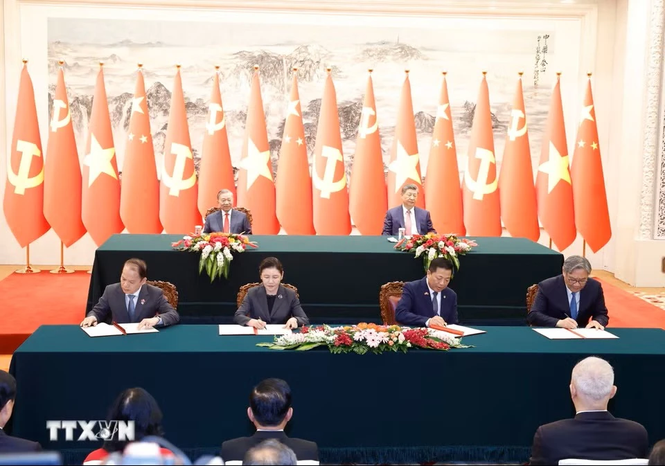 Lễ ký các văn kiện hợp tác giữa hai nước Việt Nam-Trung Quốc