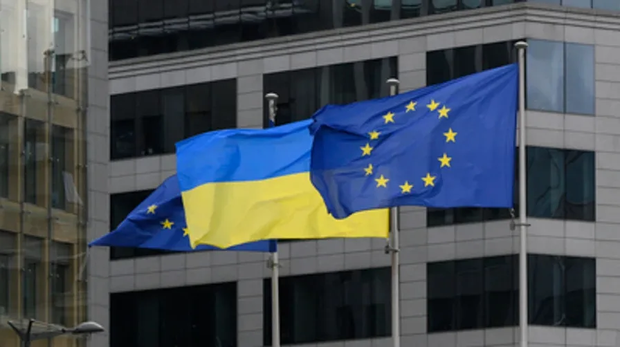 Trung Quốc kêu gọi thúc đẩy hòa bình tại Ukraine, EU đẩy nhanh hỗ trợ tài chính