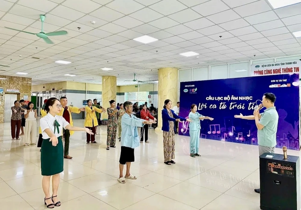Lan tỏa yêu thương đến người bệnh trong kỳ nghỉ lễ
