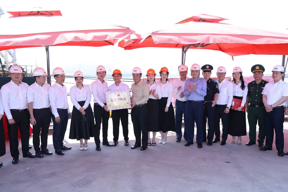 Bí thư Tỉnh ủy Lê Đức Thái kiểm tra các dự án trọng điểm tại Khu kinh tế Nghi Sơn