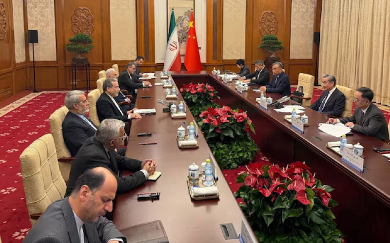 Trung Quốc kêu gọi chấm dứt xung đột Iran, mở lại eo biển Hormuz