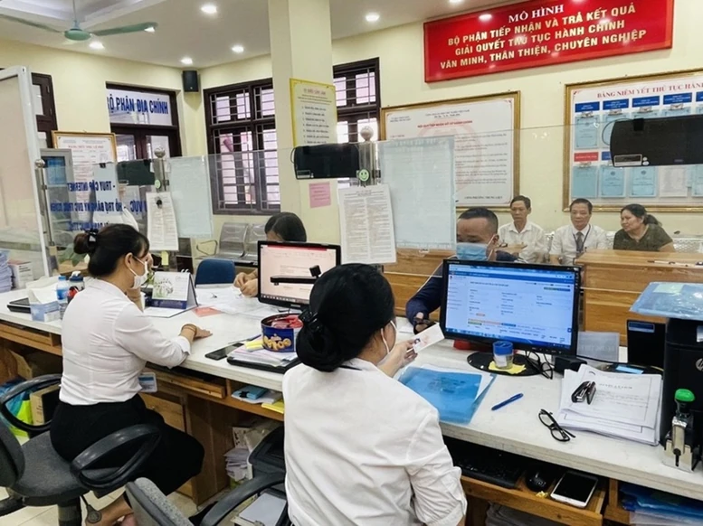 Đến 2035, mọi giao dịch giữa người dân và chính quyền đều được thực hiện trên môi trường số- Ảnh 1. Đến 2035, mọi giao dịch giữa người dân và chính quyền đều được thực hiện trên môi trường số