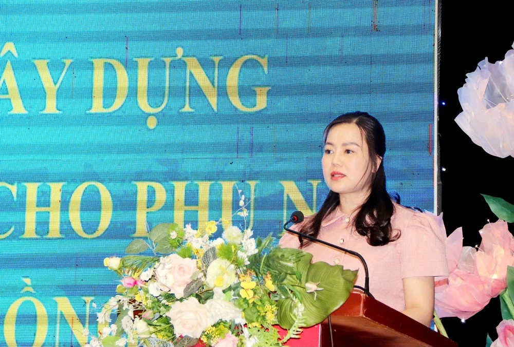 Cán bộ Hội Phụ nữ tham gia tập huấn phòng, chống tội phạm lừa đảo công nghệ cao